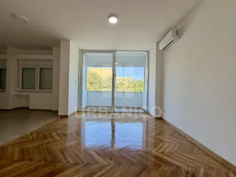 Sale, office space, 58m², Preko Morače, Podgorica - image 2