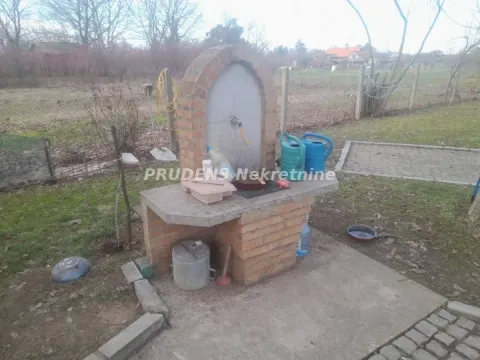 Prodaja, kuća, 70m², Boljevci, Surčin - image 11