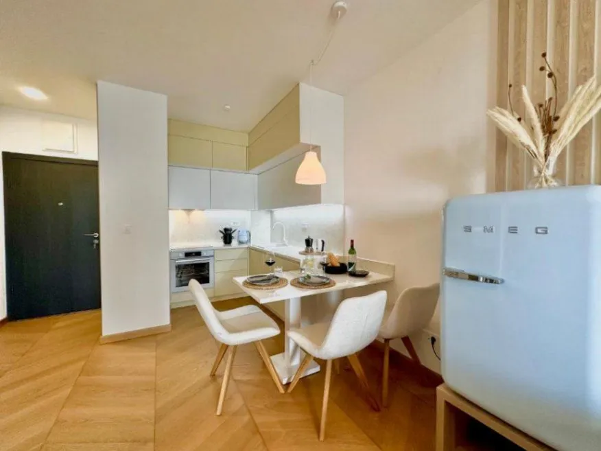 Sale, one bedroom apartment, 55m², Sveti Stefan, Budva