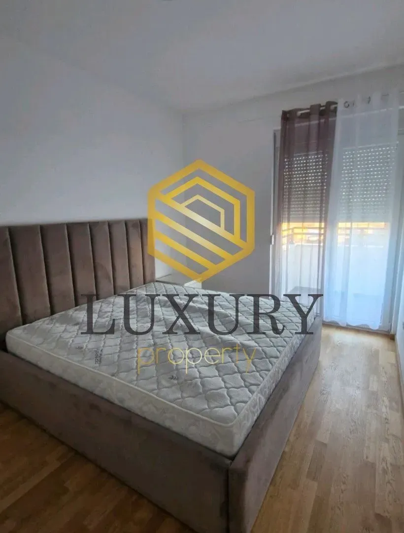 Prodaja, jednosoban stan, 44m², Pobrežje, Podgorica