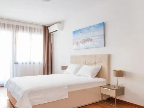 Sale, two bedroom apartment, 89m², Bečići, Budva - image 6