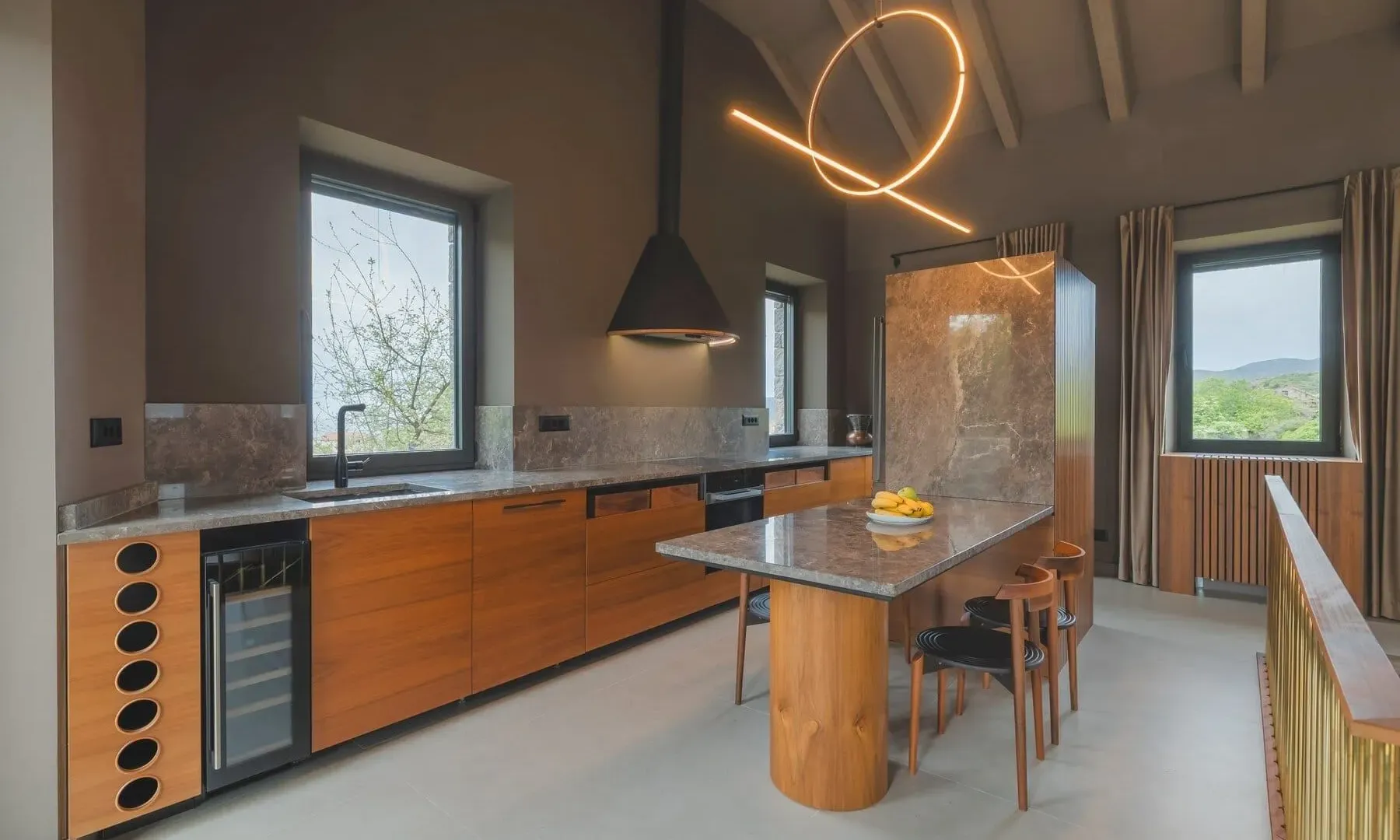 Rent, house, 520m², Đuraševići, Tivat