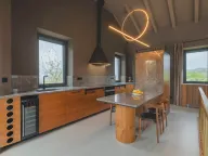 Izdavanje, kuća, 520m², Đuraševići, Tivat - image 16