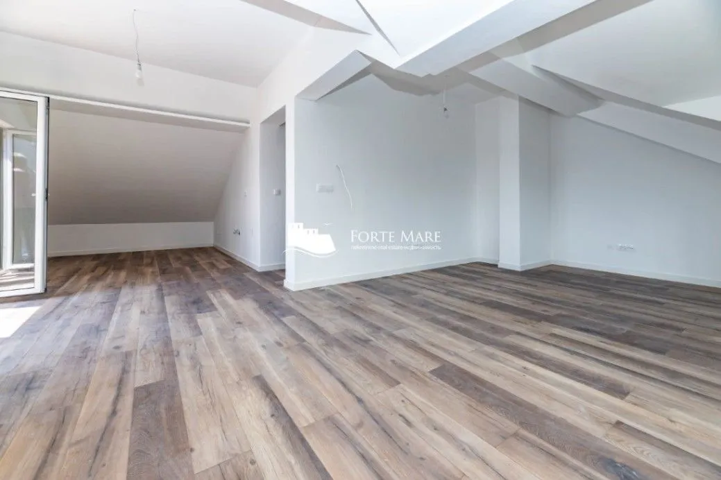 Prodaja, trosoban stan, 146m², Đenovići, Herceg Novi