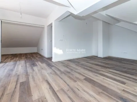 Prodaja, trosoban stan, 146m², Đenovići, Herceg Novi - image 4