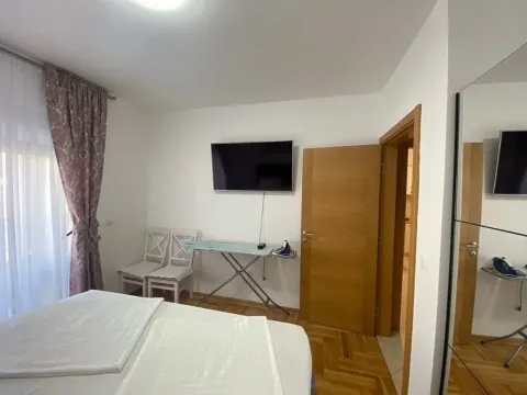Izdavanje, jednosoban stan, 55m², Donja Lastva, Tivat - image 4