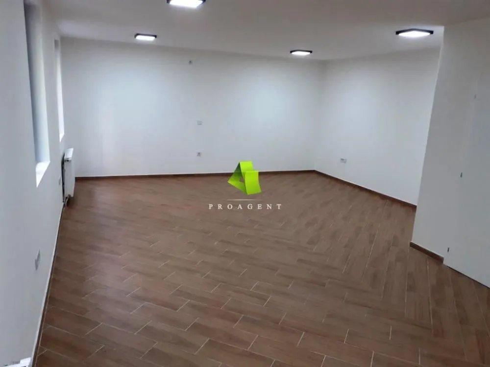 Izdavanje, poslovni prostor, 305m², Medijana, Niš