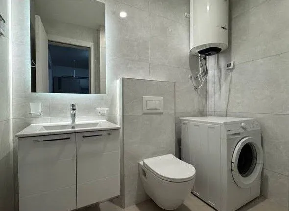 Izdavanje, jednosoban stan, 46m², Stari Aerodrom, Podgorica