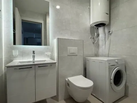 Izdavanje, jednosoban stan, 46m², Stari Aerodrom, Podgorica - image 5