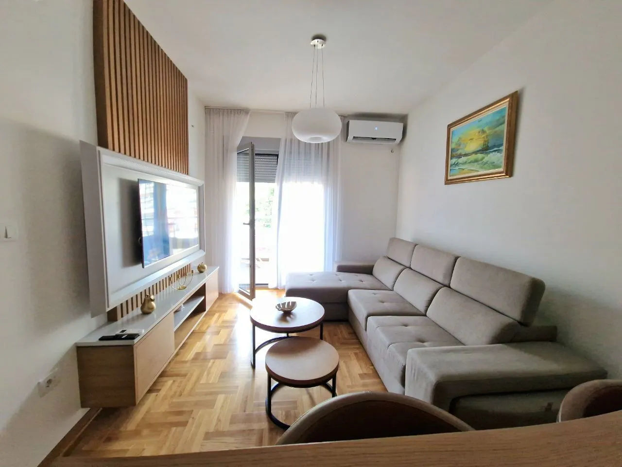 Rent, one bedroom apartment, 47m², Budva okolina, Budva