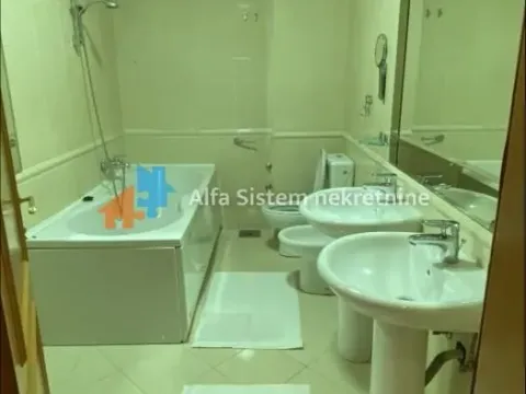 Rent, house, 280m², Savski Venac, Beograd - image 27