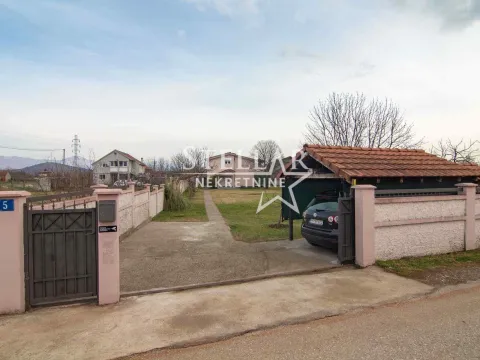 Izdavanje, kuća, 300m², Donji Kokoti, Podgorica - image 25