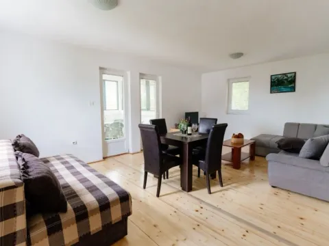 Sale, house, 190m², Pitomine, Žabljak - image 8