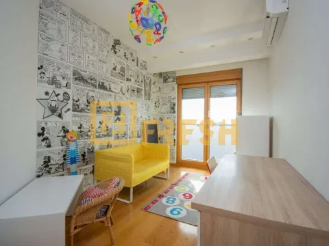 Izdavanje, trosoban stan, 110m², Preko Morače, Podgorica - image 17