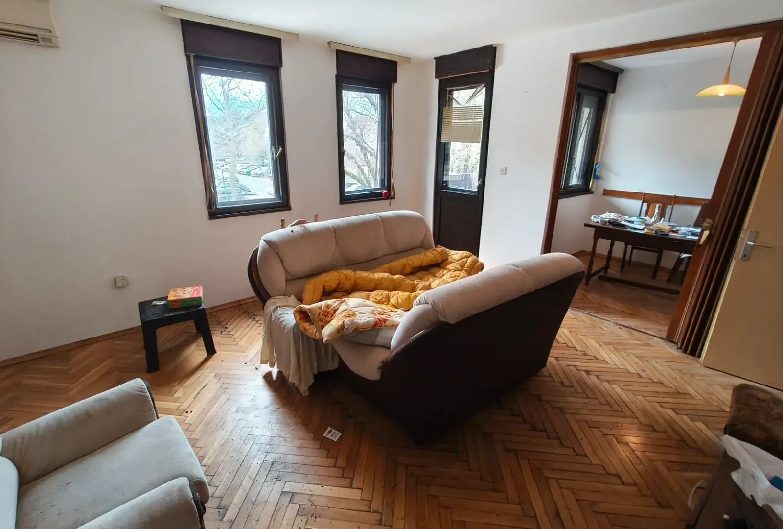 Prodaja, trosoban stan, 100m², Blok 6, Podgorica