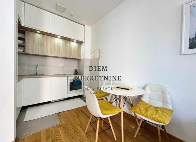 Rent, one bedroom apartment, 47m², City Kej, Podgorica