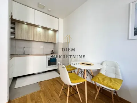 Rent, one bedroom apartment, 47m², City Kej, Podgorica - image 6