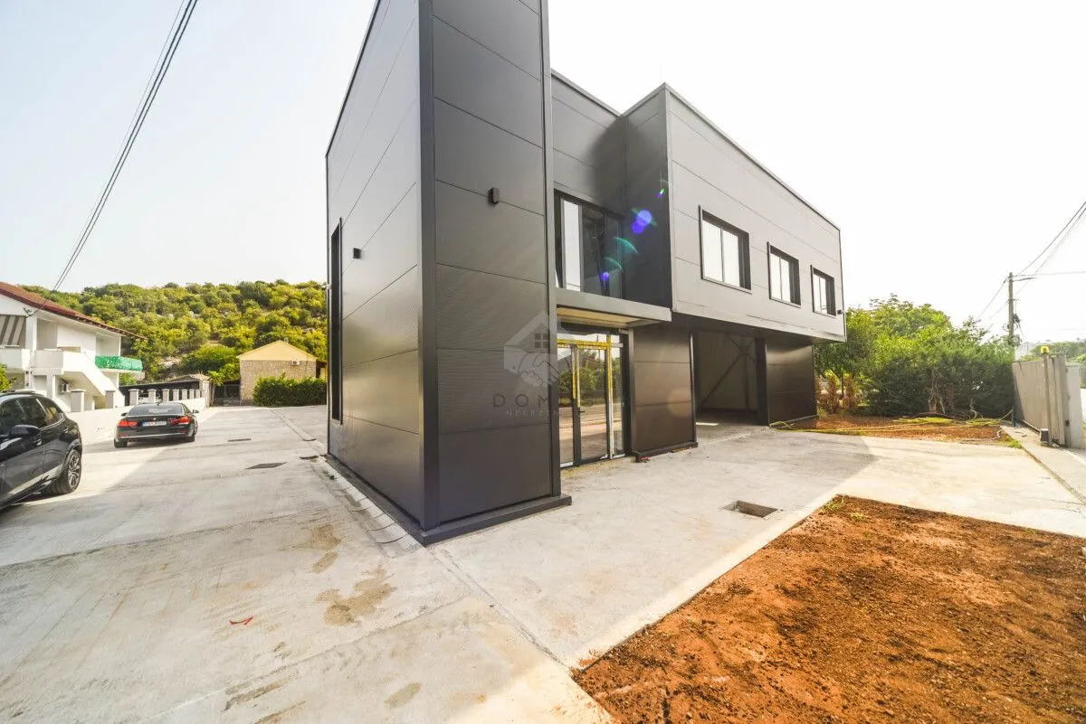 Rent, office space, 525m², Donja Gorica, Podgorica