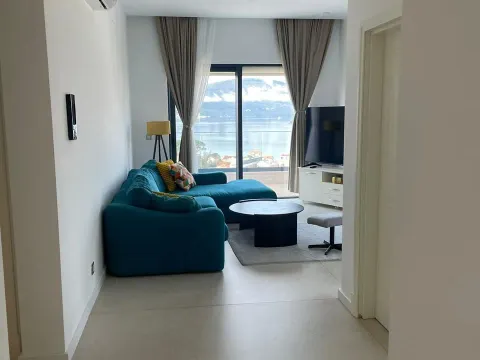 Izdavanje, dvosoban stan, 159m², Donja Lastva, Tivat - image 14