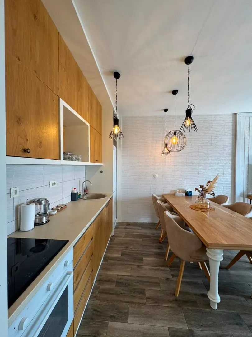 Rent, two bedroom apartment, 86m², Bečići, Budva