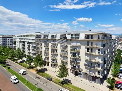 Izdavanje, jednosoban stan, 56m², Stari Aerodrom, Podgorica - image 18