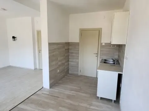 Izdavanje, dvosoban stan, 52m², Podgorica, Crna Gora - image 3