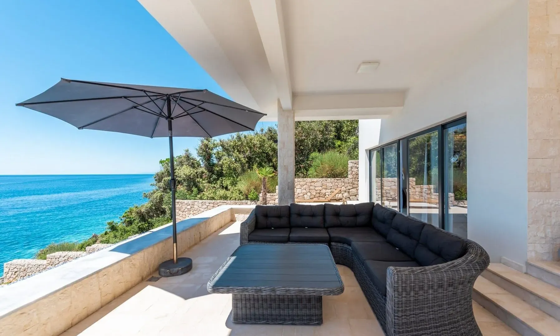 Sale, house, 360m², Utjeha, Bar