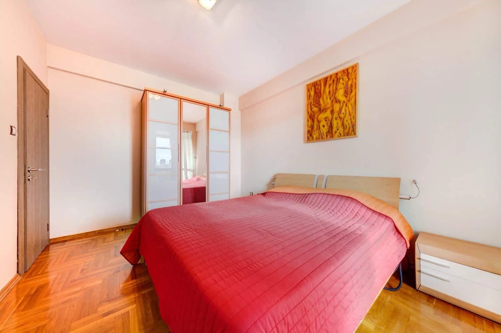 Prodaja, dvosoban stan, 84m², Centar, Podgorica