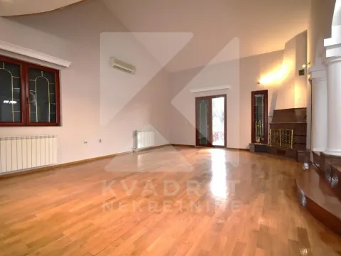 Sale, house, 370m², Zabjelo, Podgorica - image 25