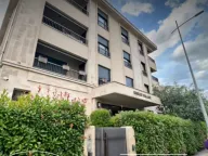 Prodaja, dvosoban stan, 74m², Blok 9, Podgorica - image 1