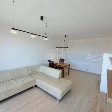 Prodaja, trosoban stan, 57m², Centar, Subotica - image 4