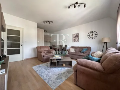 Izdavanje, dvosoban stan, 63m², Blok 9, Podgorica - image 4