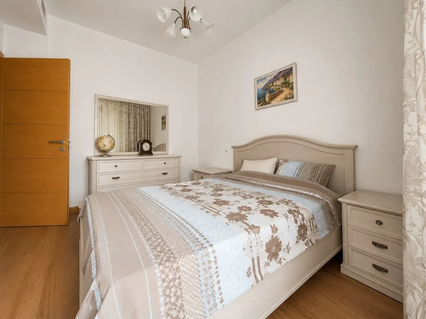 Sale, two bedroom apartment, 77m², Centar, Budva