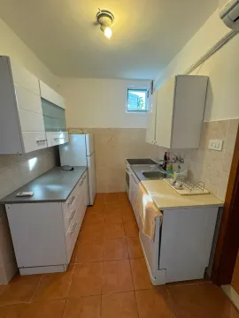 Prodaja, dvosoban stan, 86m², Petrovac, Budva - image 2