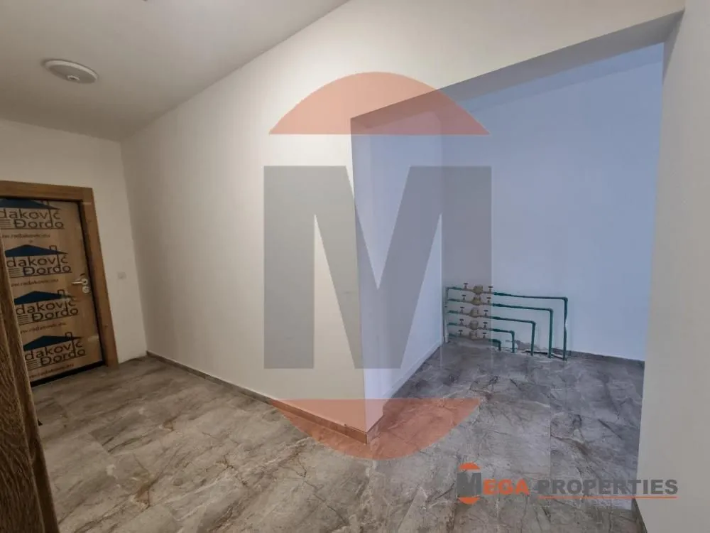 Izdavanje, poslovni prostor, 65m², Kaludjerica, Grocka
