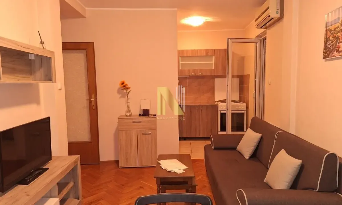 Rent, one bedroom apartment, 36m², Sajmište, Novi Sad