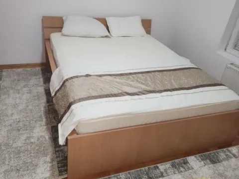 Izdavanje, trosoban stan, 54m², Savski Venac, Beograd - image 7