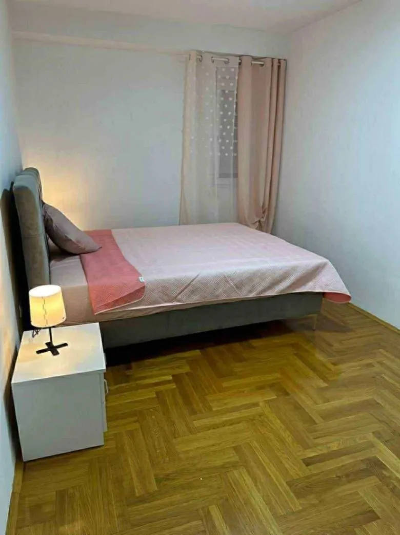 Rent, two bedroom apartment, 60m², Kod Big Fashion-a, Podgorica