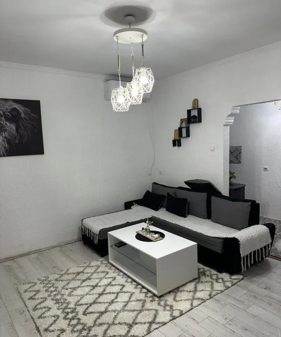 Izdavanje, kuća, 85m², Zagorič, Podgorica