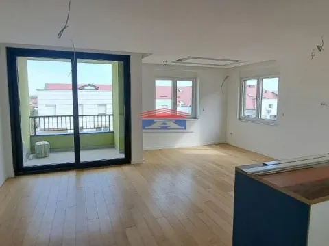 Sale, four bedroom apartment, 112m², Bulevar Evrope, Novi Sad Sve Podlokacije