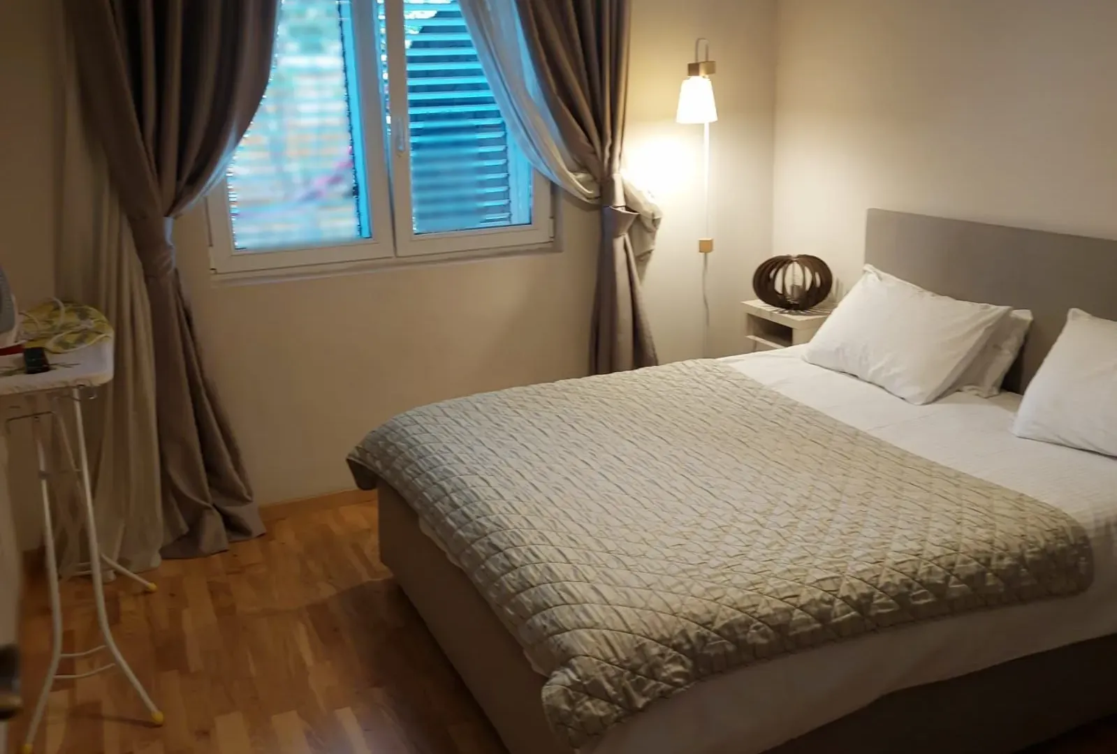 Izdavanje, jednosoban stan, 53m², Dobrota, Kotor