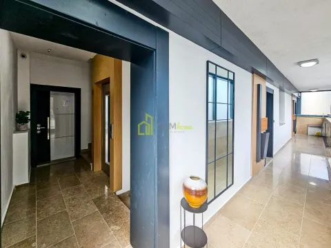 Sale, two bedroom apartment, 78m², Sveti Stefan, Budva - image 9