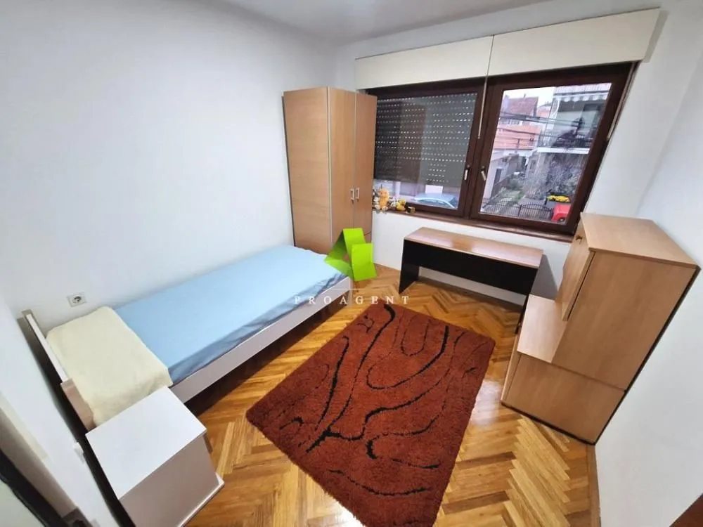 Rent, four bedroom apartment, 120m², Pantelej, Niš