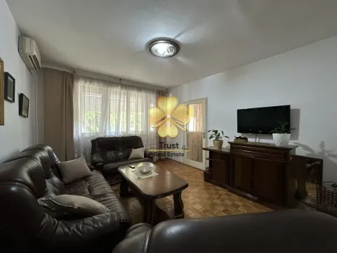 Izdavanje, dvosoban stan, 80m2, Gintaš, Podgorica Izdavanje, dvosoban stan, 80m2, Gintaš, Podgorica