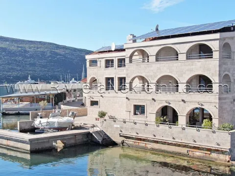 Sale, house, 411m², Đenovići, Herceg Novi - image 43