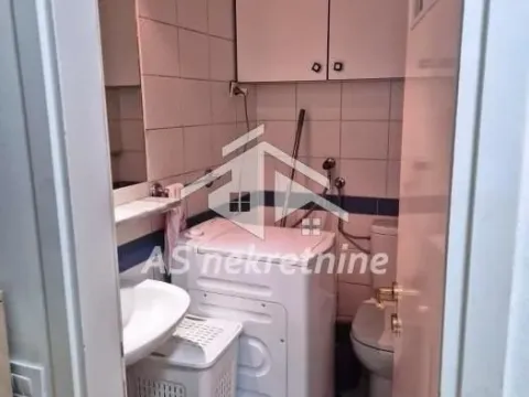 Rent, three bedroom apartment, 85m², Vračar Hram, Vračar Sve Podlokacije - image 22