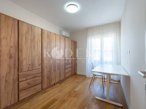 Izdavanje, dvosoban stan, 73m², Central Point, Podgorica - image 11