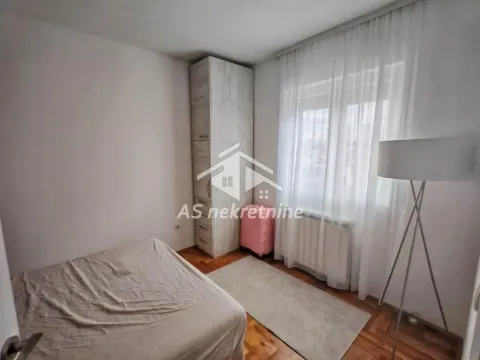 Izdavanje, stan, 40m², Denkova Basta, Zvezdara Sve Podlokacije - image 9