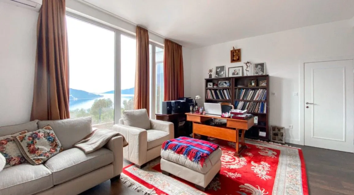 Sale, house, 338m², Kumbor, Herceg Novi