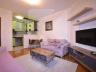 Rent, one bedroom apartment, 38m², Blok 9, Podgorica - image 1